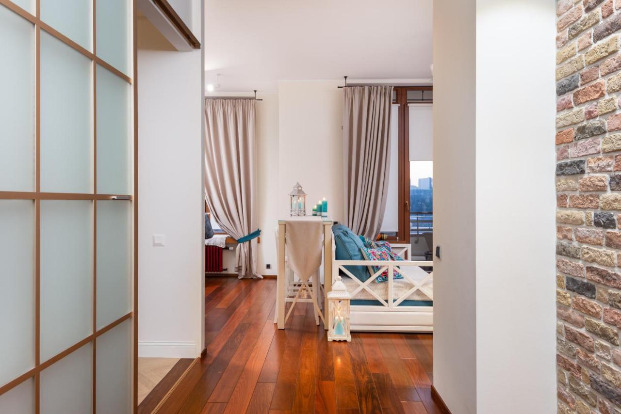 Your Home Away From Home เคียฟ ภายนอก รูปภาพ